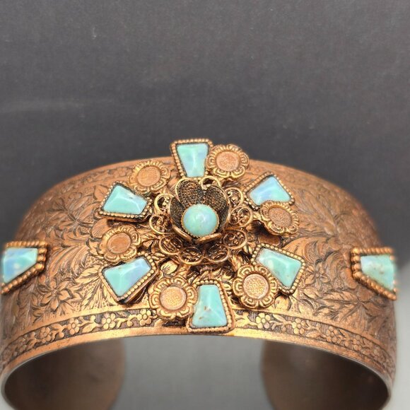 VTG Copper & Faux Turquoise Cuff Bracelet 7" Floral Embossed Design - Picture 7 of 10